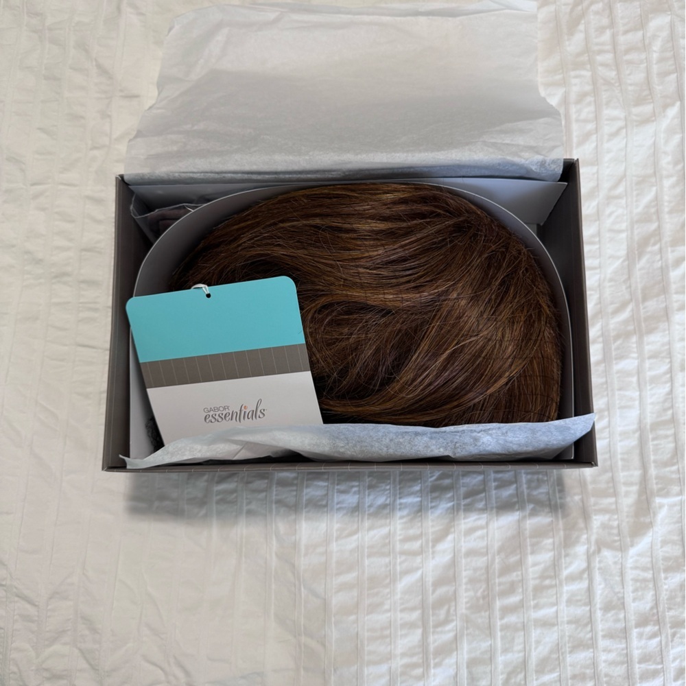 Gabor Essentials Enlighten Medium Red Chin Length Bob Wig